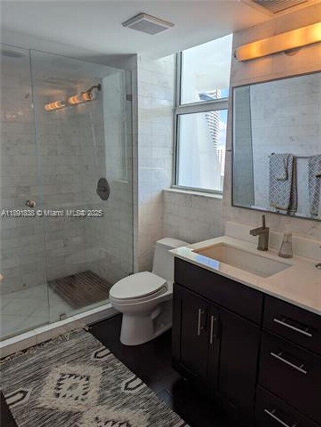 Building Photo - 41 SE 5th St