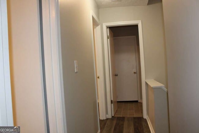 Building Photo - 1010 Mariners Ct