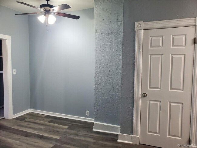 Building Photo - 76 State St