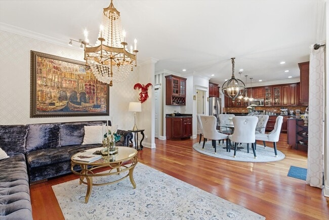 Building Photo - 395 Scott St