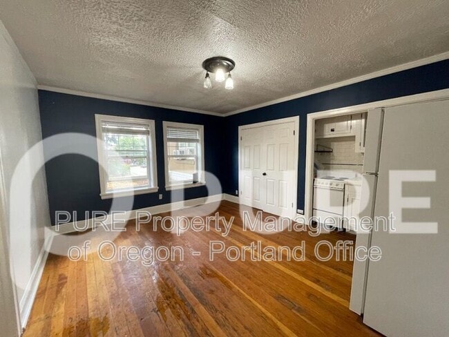 Building Photo - 20 NW 16th Ave