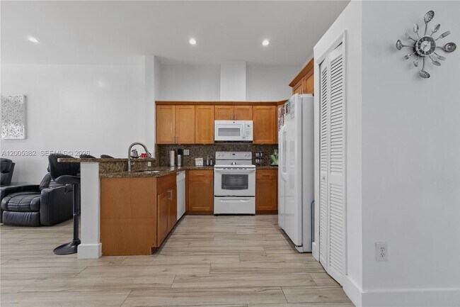 Building Photo - 8218 SW 163rd Pl