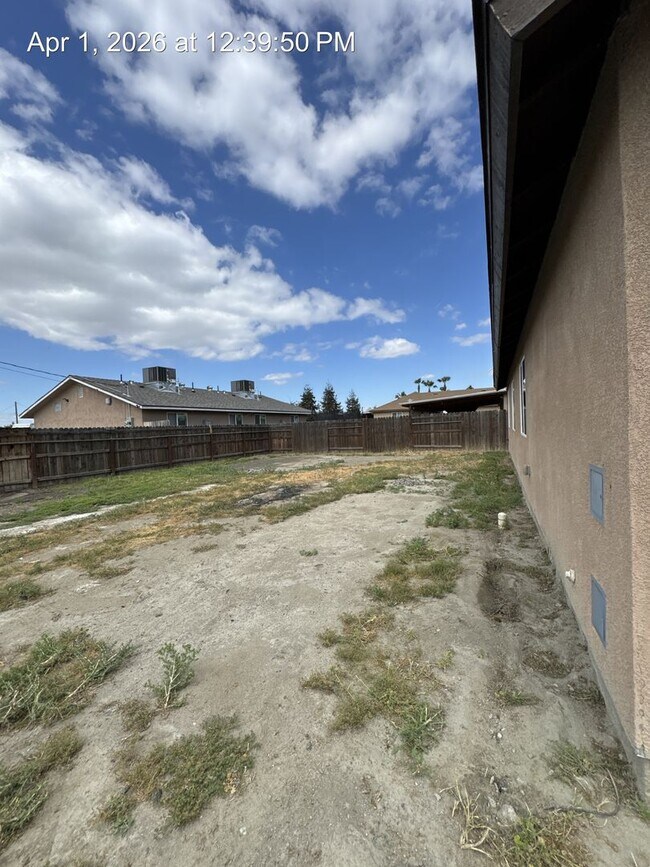 Building Photo - Charming 4 Bedroom House For Rent!!