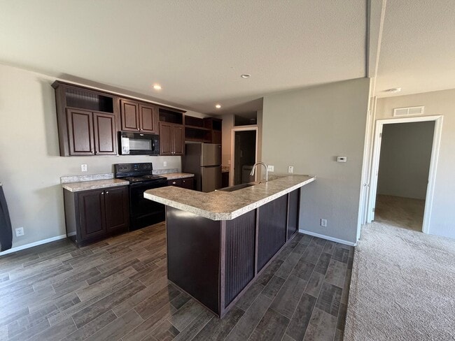 Building Photo - Stunning home with EVERYTHING you could want!