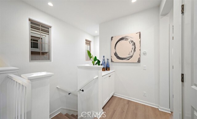 Building Photo - 106 Sunnyside