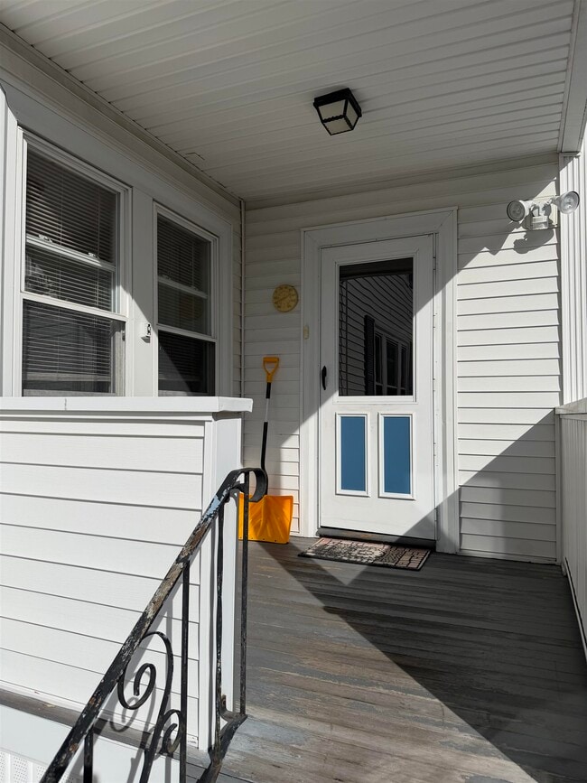 Building Photo - 47 Morgan St