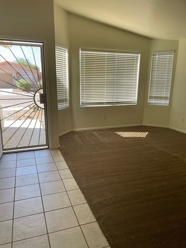 Building Photo - Desirable Home in Arroyo Ridge!