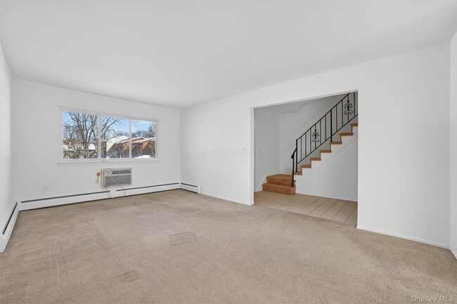 Building Photo - 126 Coachlight Square