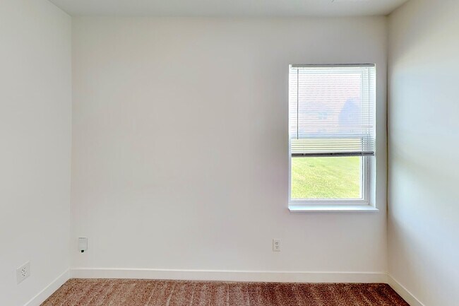 Building Photo - 11458 Basalt Dr