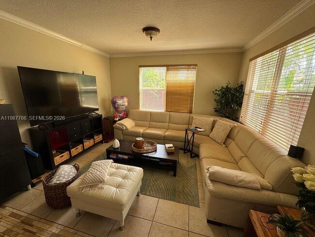 Building Photo - 7131 NW 114th Ct