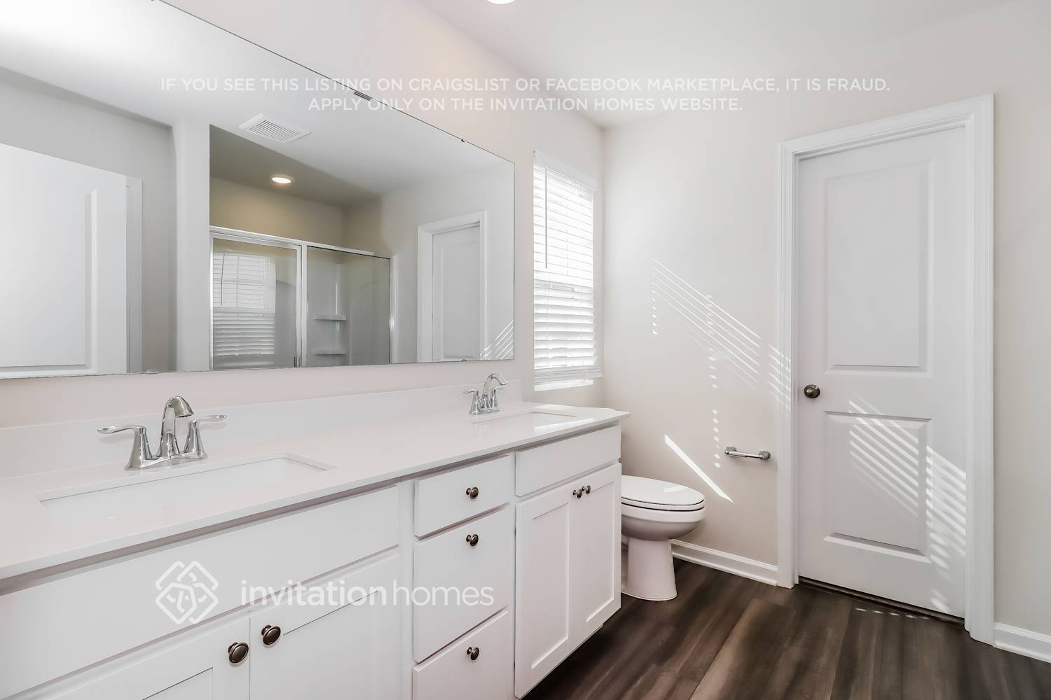 Building Photo - 360 Hollingswood Dr