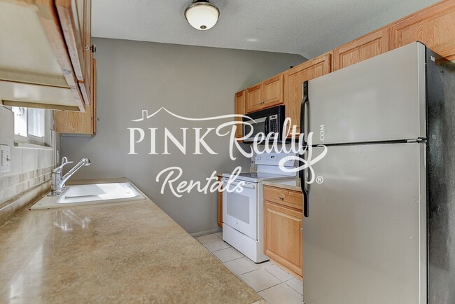 Building Photo - Cozy 3-Bedroom Home in Sunrise Ridge!