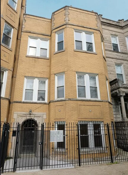 Building Photo - 1431 N Fairfield Ave