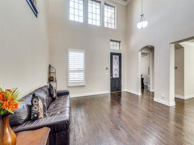 Building Photo - 7340 Beranger Dr