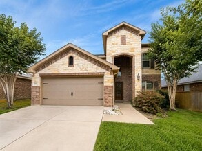 Building Photo - 313 Briar Park Dr