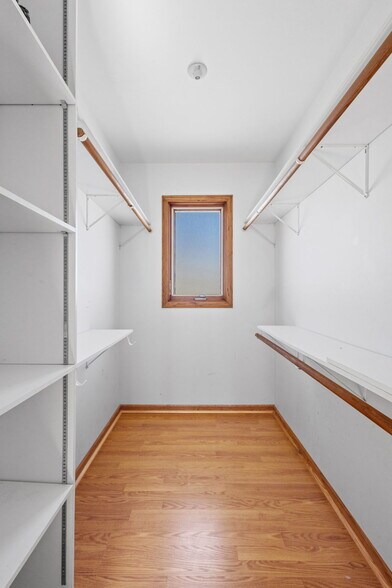 Building Photo - 5230 S Lockwood Ave