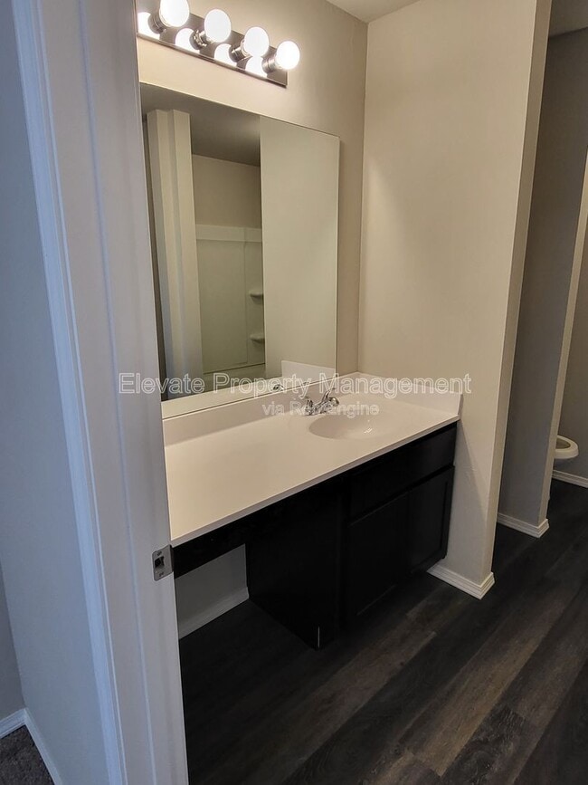 Building Photo - 1920 Mason Ln