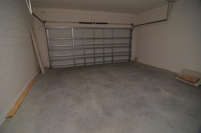 Building Photo - 5380 Caramella Dr