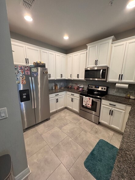 Building Photo - 15254 Sunrise Grove Ct