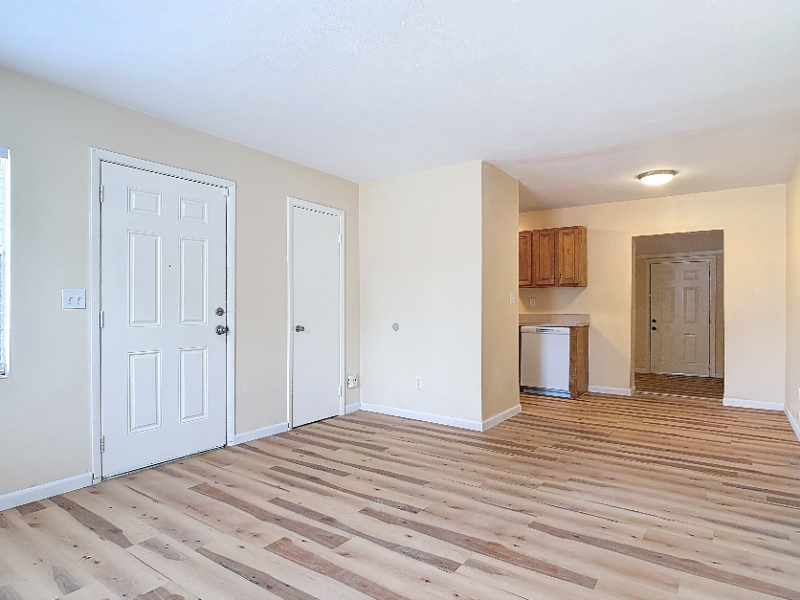 Building Photo - 1590 Hilldale Rd