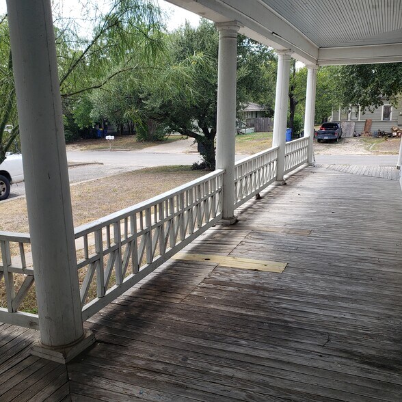 Building Photo - 314 Fowzer St