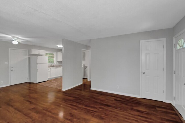 Building Photo - Schedule a Tour TODAY!