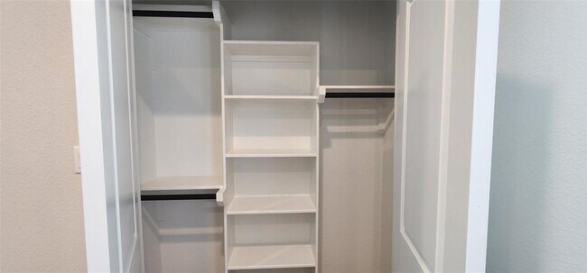 Building Photo - 108 Wynne Cv