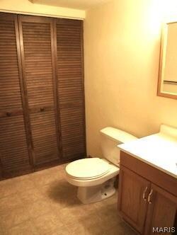 Building Photo - 810 White Oak Dr