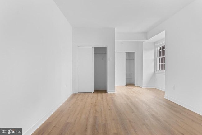 Building Photo - 4930 West Chester Pike