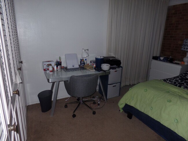Building Photo - Rare 1-bed Boulder Condo on 7th Floor, Fantastic Views of Flatirons