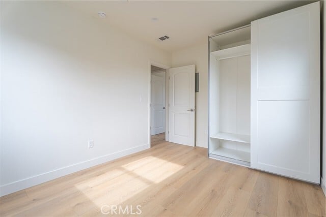 Building Photo - 1065 E Spazier Ave