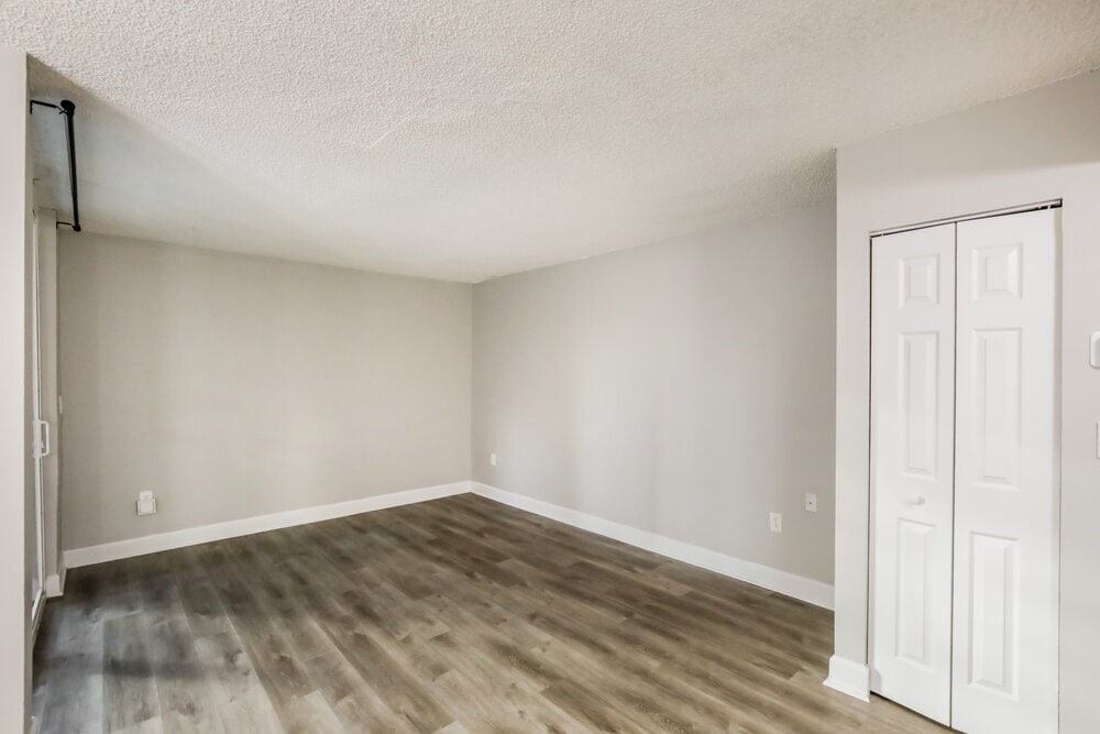 Building Photo - 8205 SW 152nd Ave