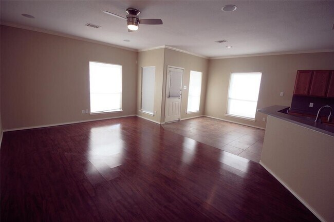 Building Photo - 1019 N Teal Estates Cir