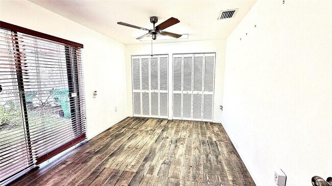 Building Photo - 7531 SW 95th Pl