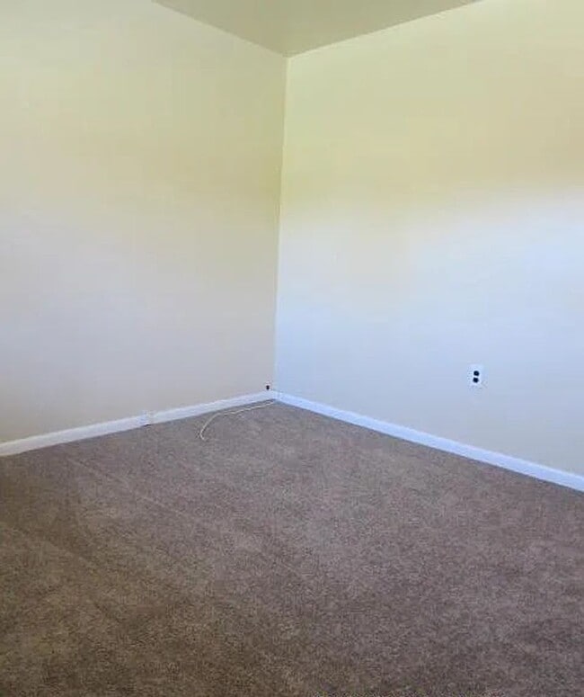 Building Photo - (MR) 847-853 Tydings