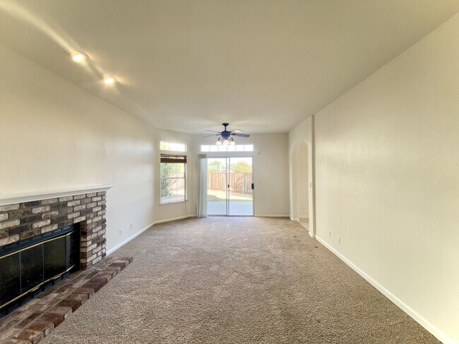 Building Photo - Unique Home with lots of Natural light!! C...