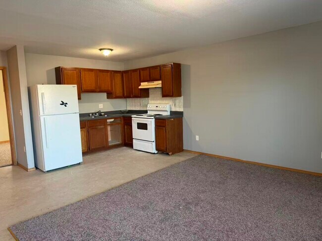 Building Photo - 500A Daniel Pl Springdale, AR 72764