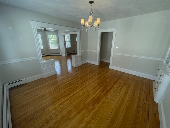 Building Photo - 252 Brown St