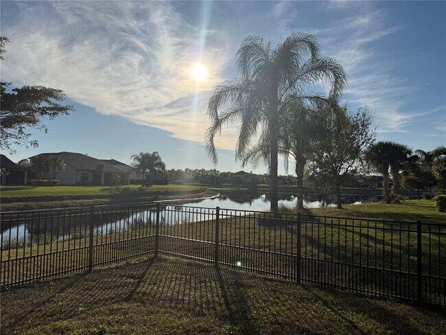 Building Photo - 2599 Marton Oak Blvd