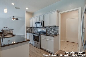 Building Photo - 1355 Pinnacle Falls