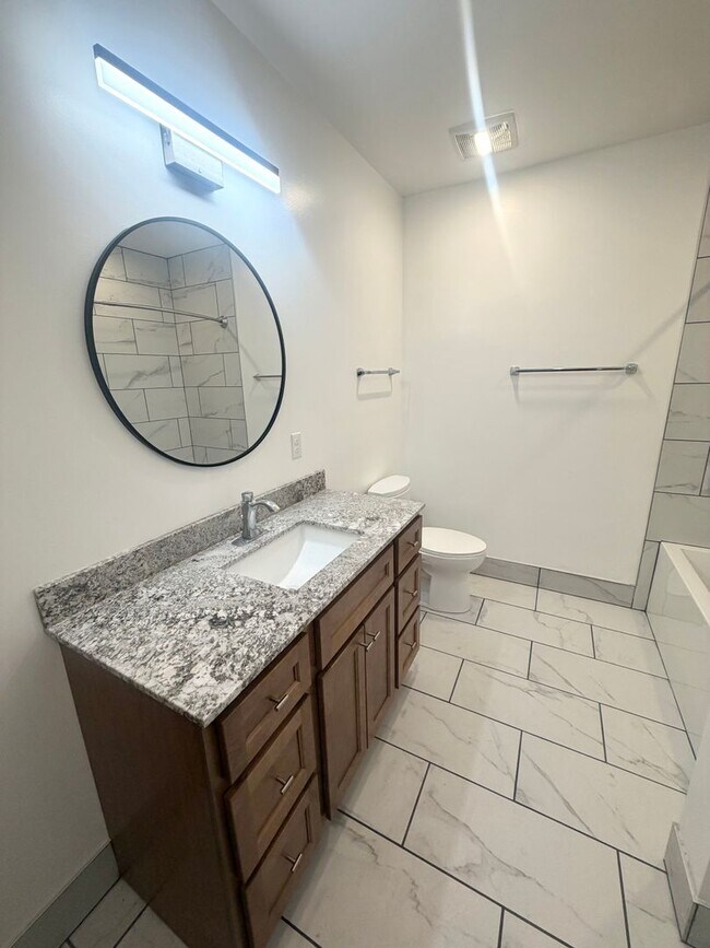 Building Photo - 4397