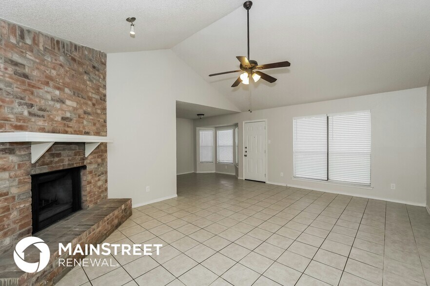 Building Photo - 1072 Westcliff Ave