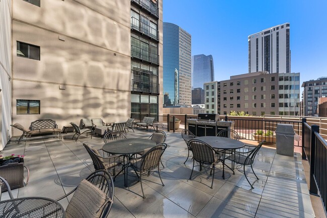 Building Photo - PENTHOUSE LEVEL Condo in LoDo!