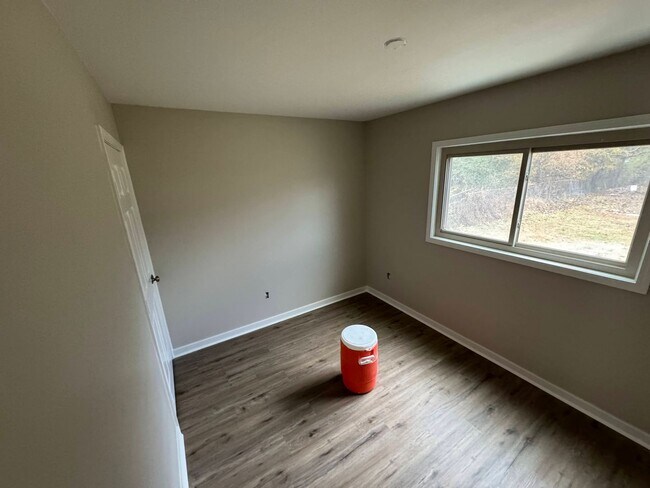 Building Photo - **Available Now...Never Have to Move Again! Don’t Miss Out…This Home Will Go Fast!**