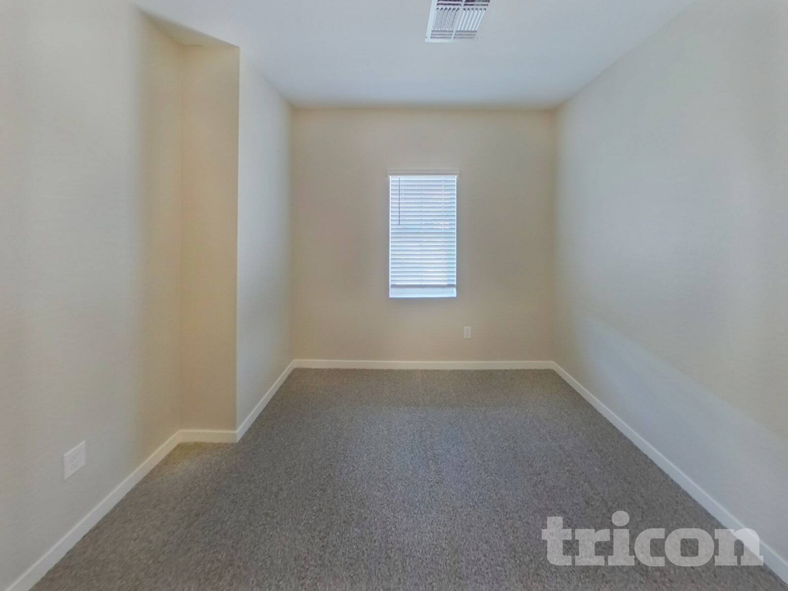 Building Photo - 4551 E Gary St