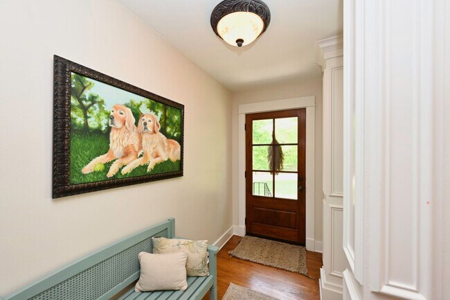 Building Photo - **RARE BRENTWOOD FIND, A MASTERCLASS IN ELEGANT SOUTHERN DESIGN**