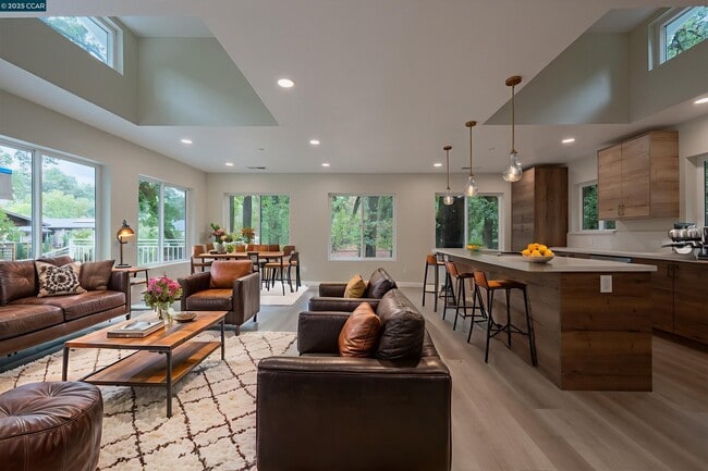 Building Photo - 1244 Stone Valley Rd