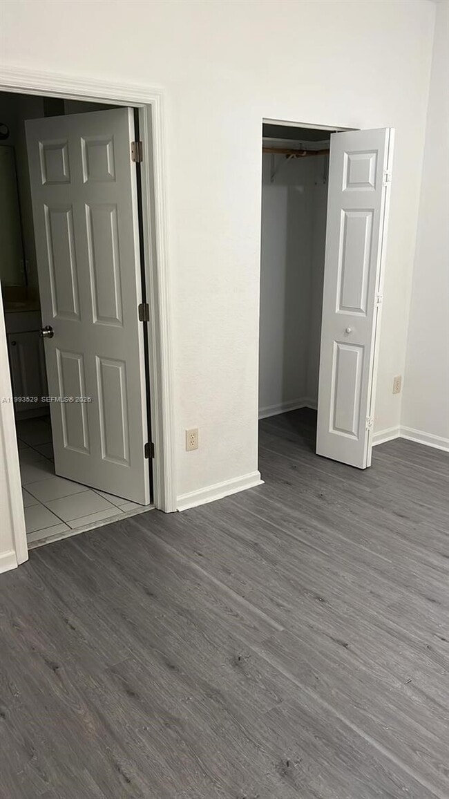 Building Photo - 1953 Freeport Dr