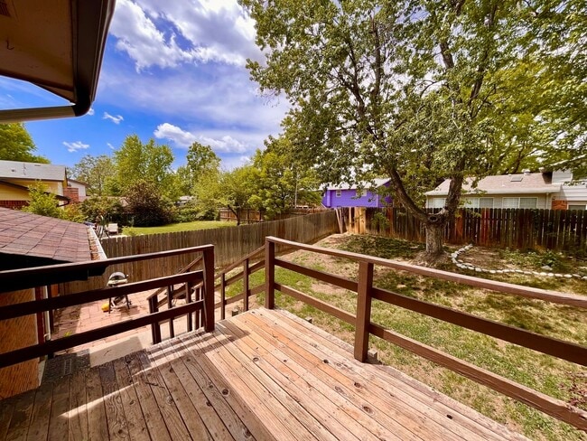 Building Photo - *** MOVE IN SPECIAL 2 WEEKS FREE*** Beautiful 4 bed/ 2 bath Home