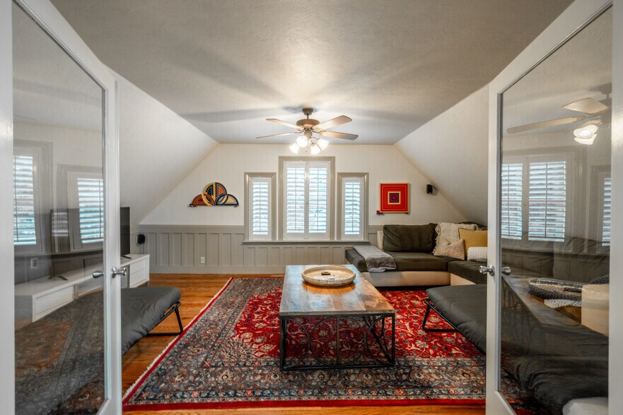 Building Photo - 10098 Wasatch Blvd